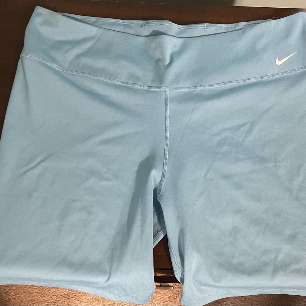 Women’s Nike biker shorts